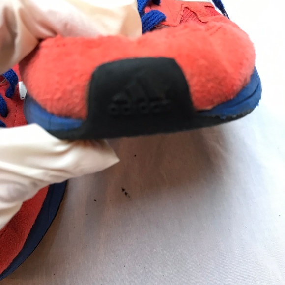 Adidas Tempo Boost Size 9 - Picture 3 of 8